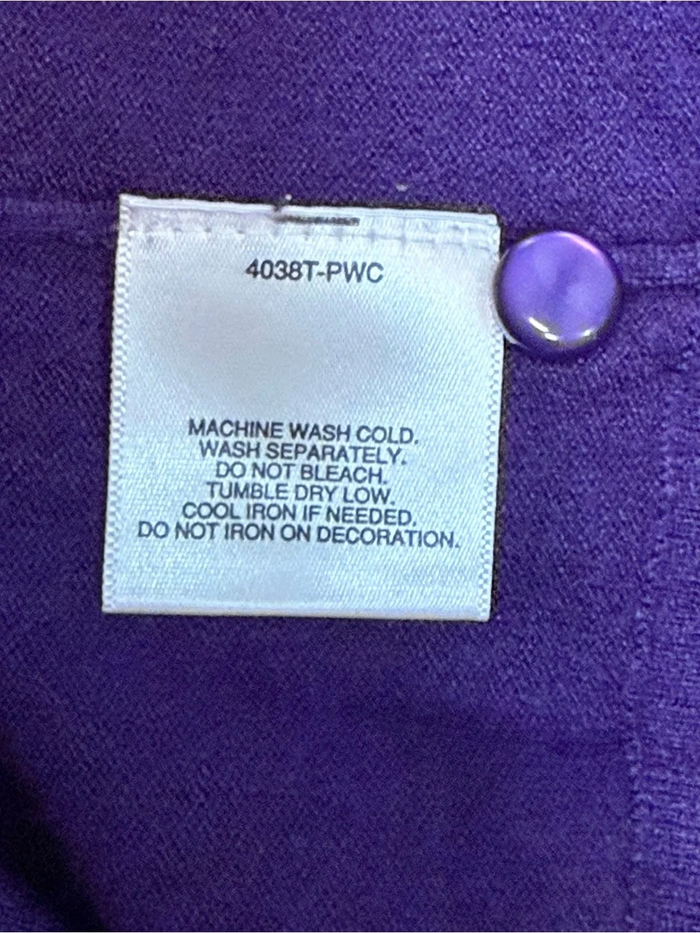 Jaclyn Smith XL Purple Embellished Button Front Cardigan Sweater Rayon Nylon - Picture 7 of 8